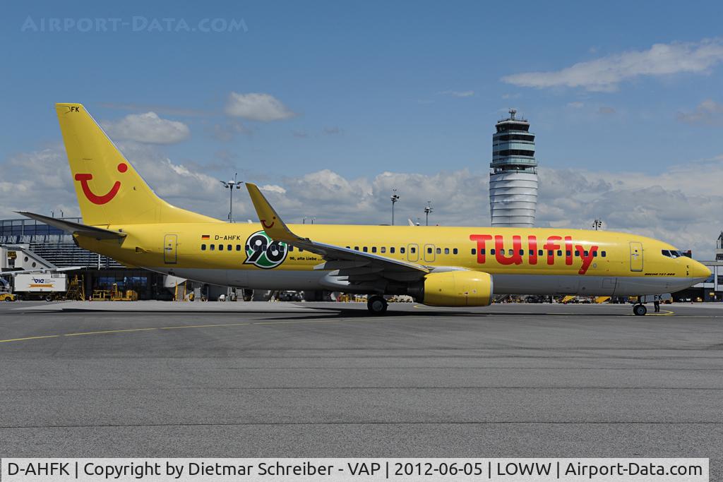 D-AHFK, 1999 Boeing 737-8K5 C/N 27991, TUI Boeing 737-800