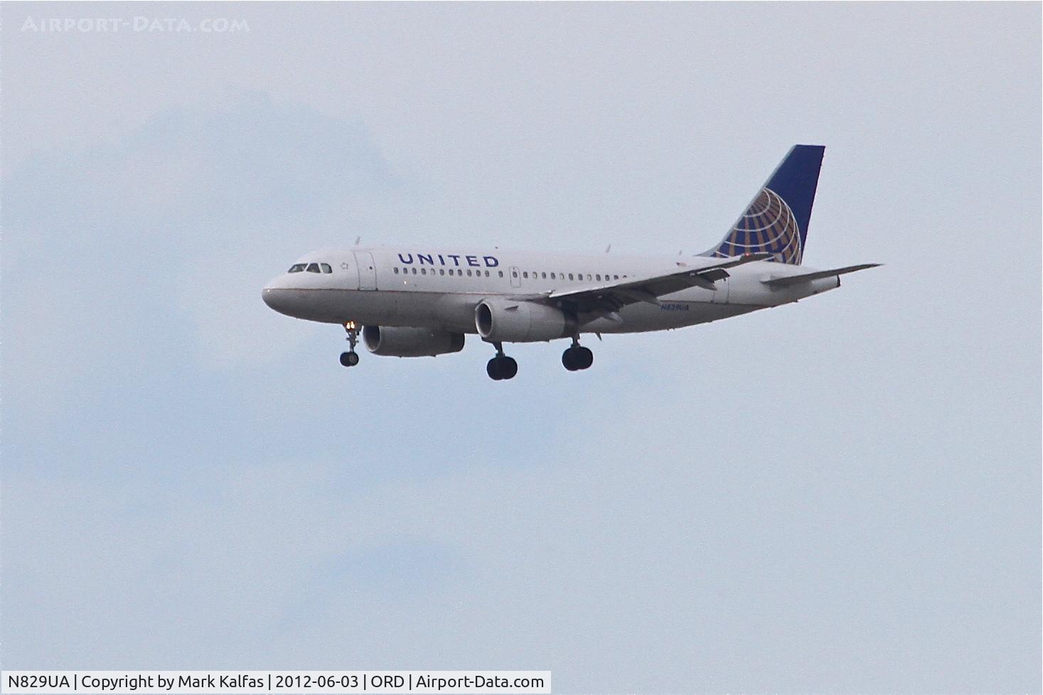 N829UA, 2000 Airbus A319-131 C/N 1211, United Airlines Airbus A319-131, UAL723 arriving from Toronto Pearson Int'l /CYYZ, RWY 27L approach KORD.