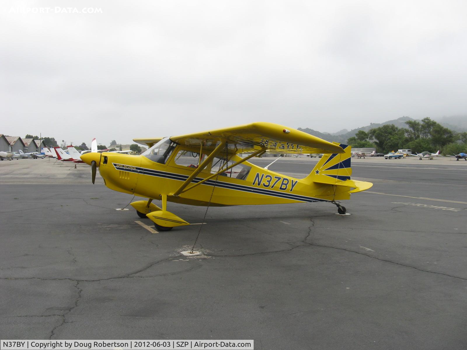 N37BY, 2004 American Champion 8KCAB Super Decathlon C/N 951-2004, 2004 American Champion 8KCAB SUPER DECATHLON, Lycoming AEIO-360 180 Hp, wing spades