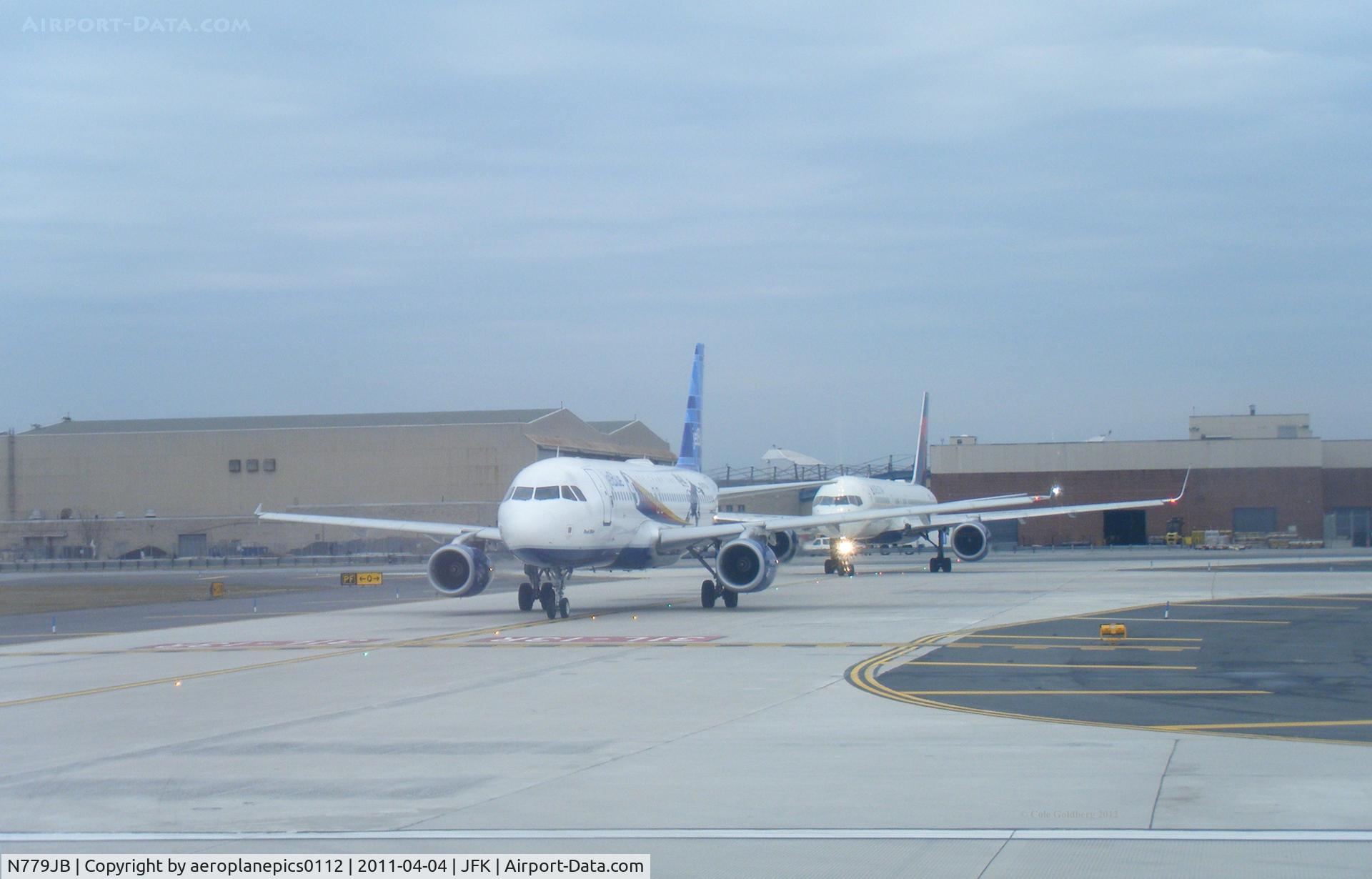 N779JB, 2009 Airbus A320-232 C/N 3811, 