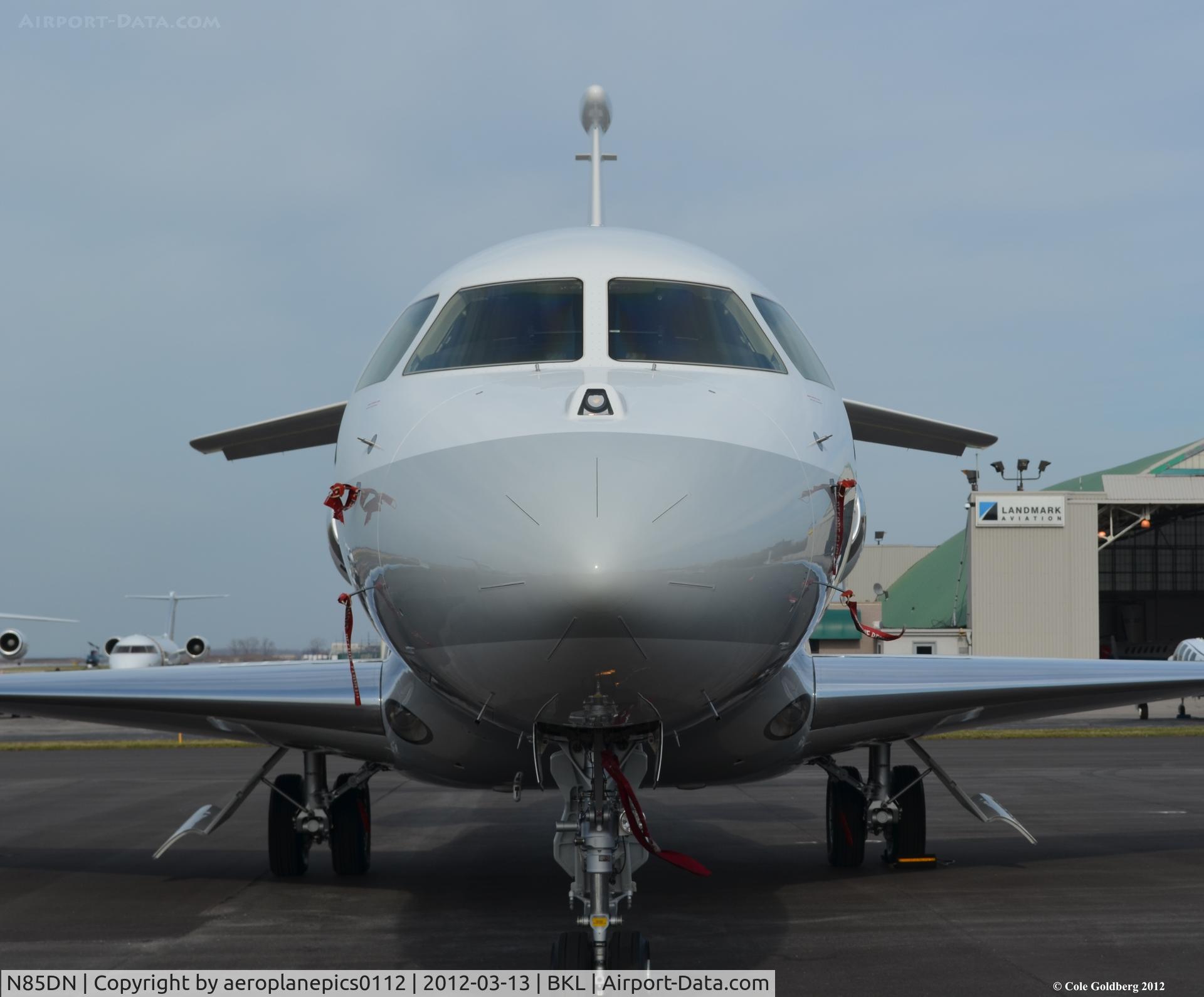 N85DN, 2011 Dassault Falcon 7X C/N 130, N85DN seen at KBKL.