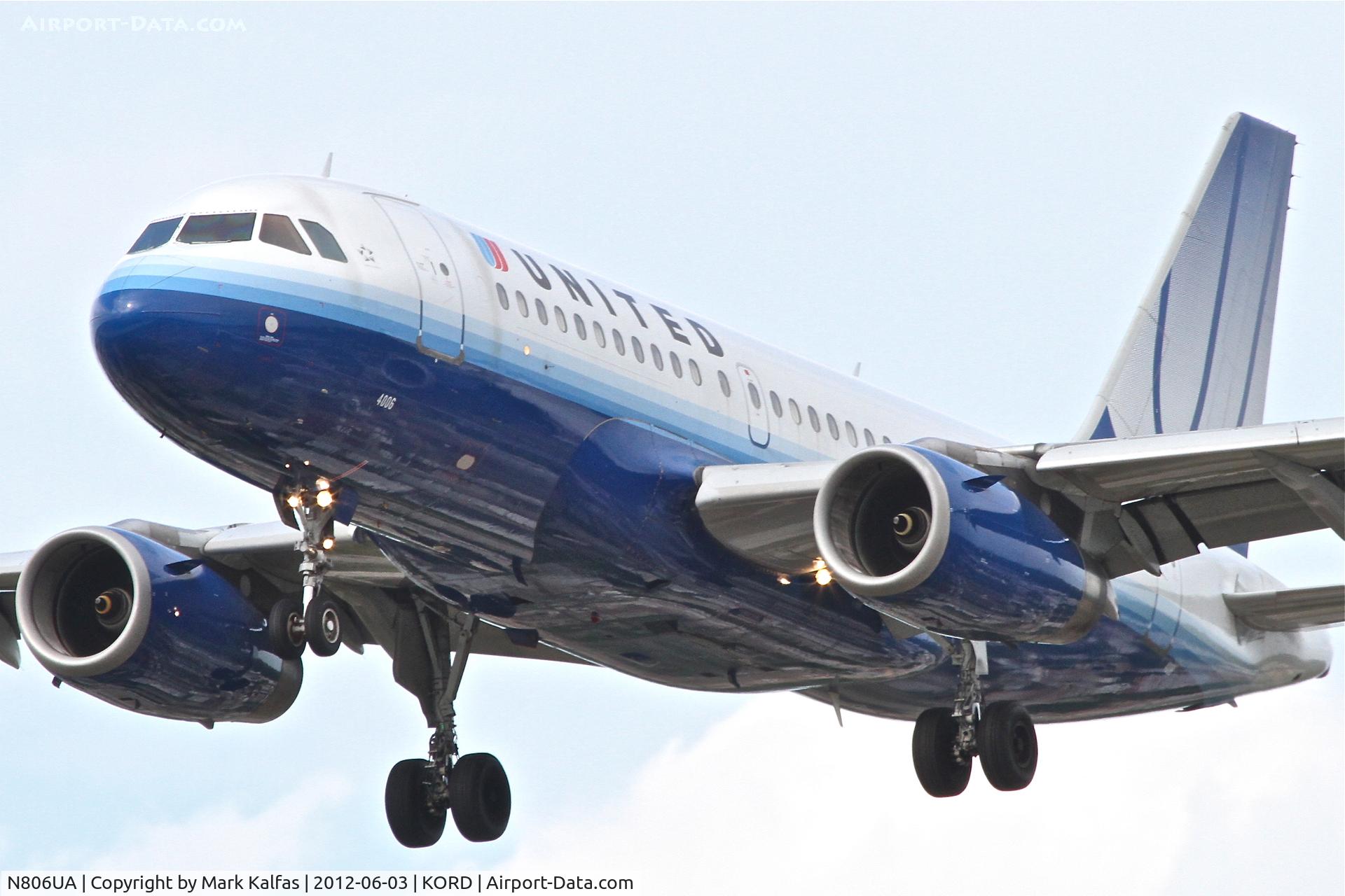 N806UA, 1998 Airbus A319-131 C/N 788, United Airlines  Airbus A319-131, UAL279 arriving from Philadelphia International/KPHL, RWY 28 approach KORD.