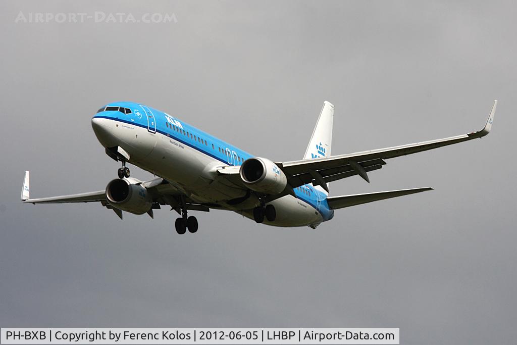PH-BXB, 1999 Boeing 737-8K2 C/N 29132, ferihegy