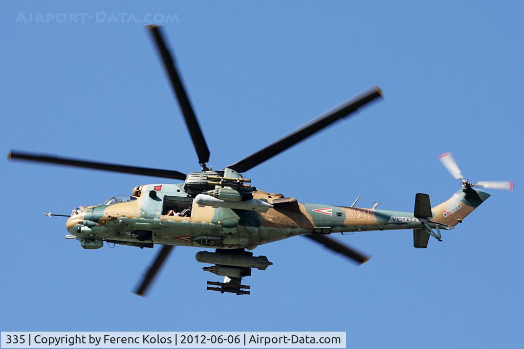 335, 1989 Mil Mi-24P Hind F C/N 340335, Budapest downtown