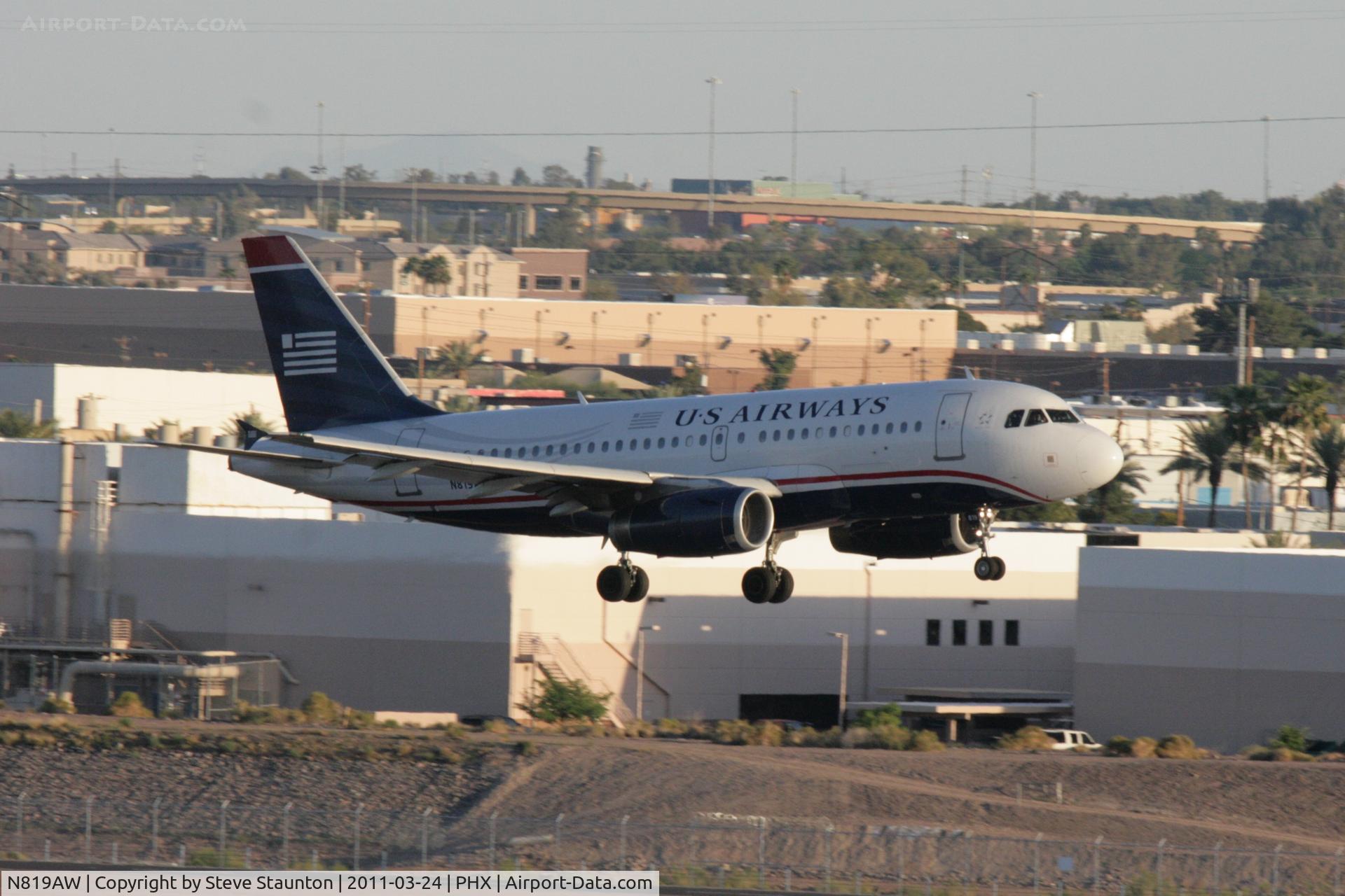 N819AW, 2000 Airbus A319-132 C/N 1395, Taken at Phoenix Sky Harbor Airport, in March 2011 whilst on an Aeroprint Aviation tour