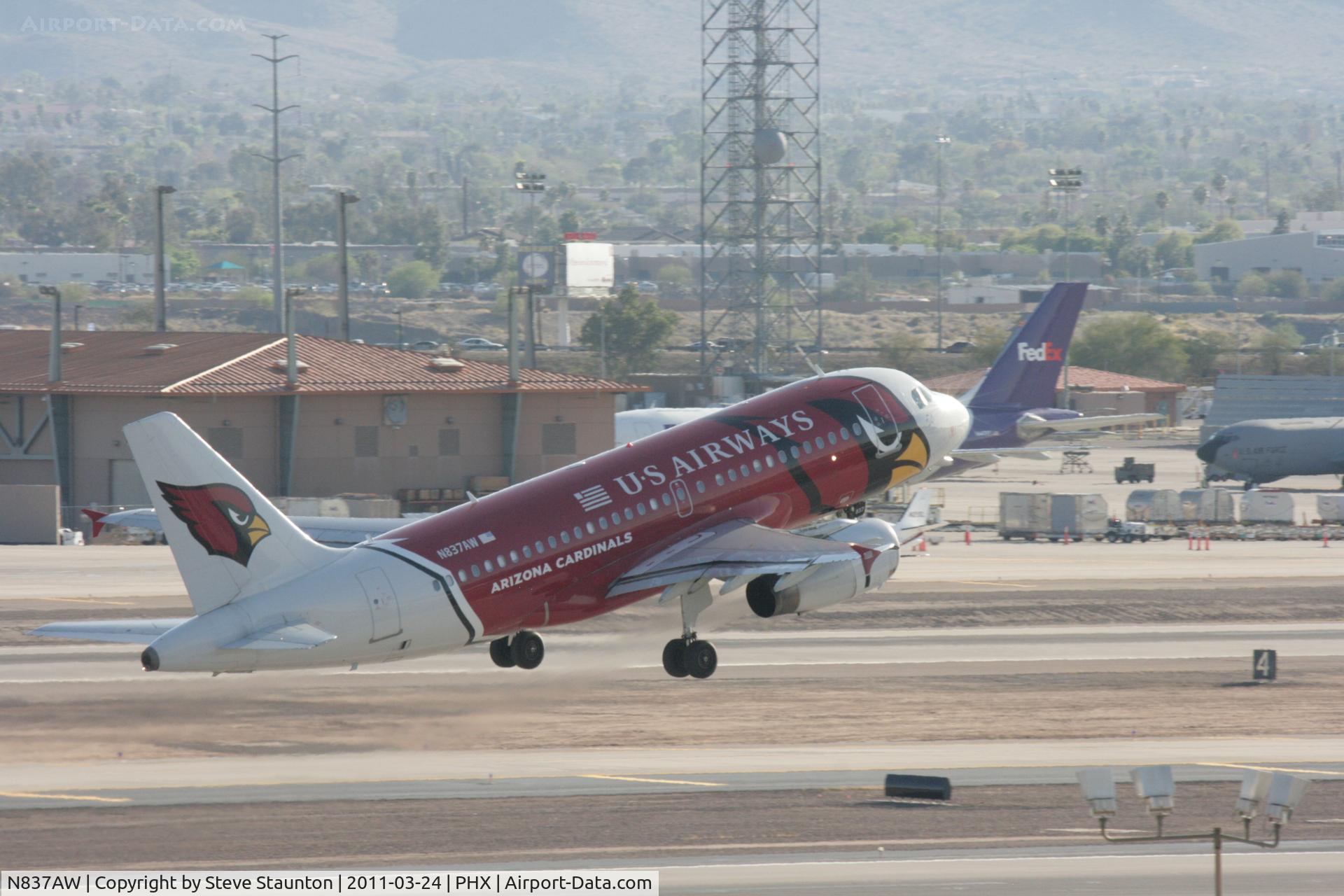N837AW, 2005 Airbus A319-132 C/N 2595, Taken at Phoenix Sky Harbor Airport, in March 2011 whilst on an Aeroprint Aviation tour