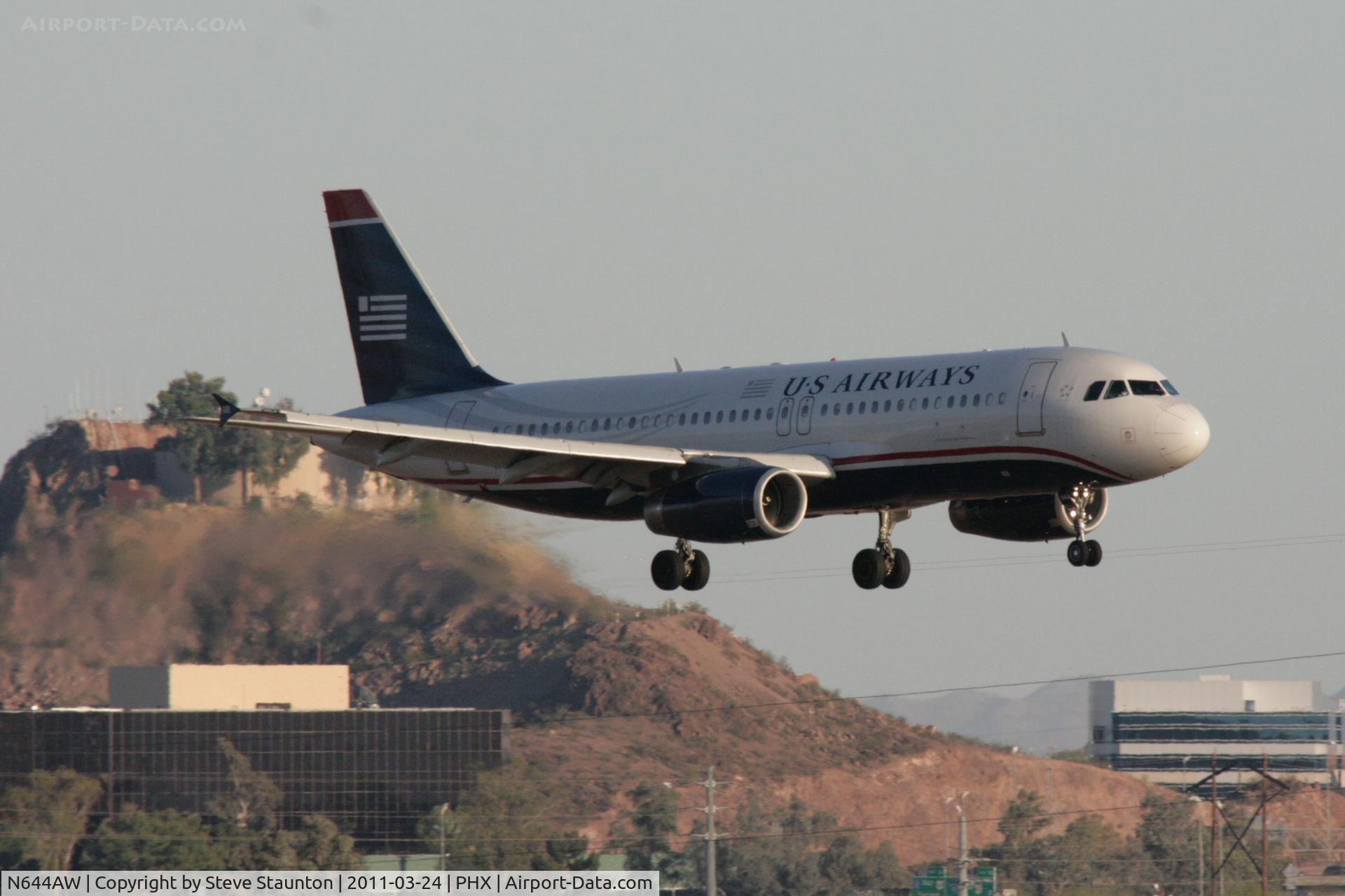 N644AW, 1992 Airbus A320-231 C/N 317, Taken at Phoenix Sky Harbor Airport, in March 2011 whilst on an Aeroprint Aviation tour