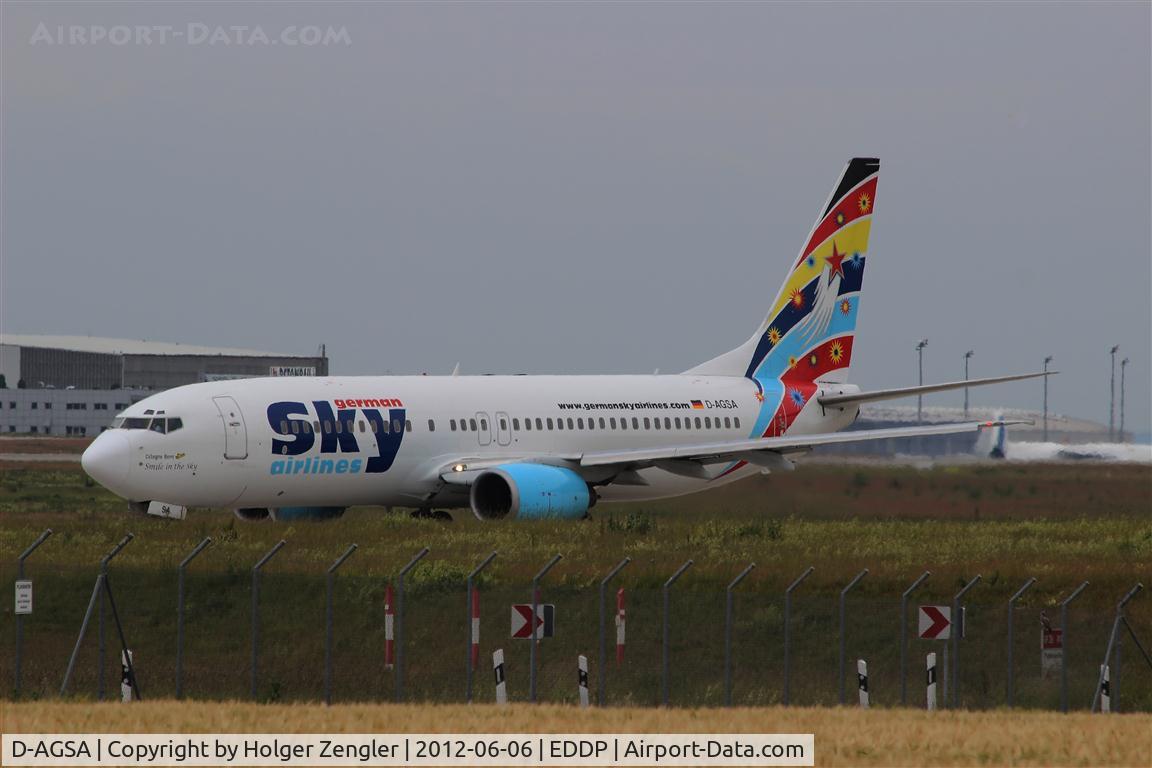 D-AGSA, 2000 Boeing 737-883 C/N 28323, On taxi to rwy 26L.....