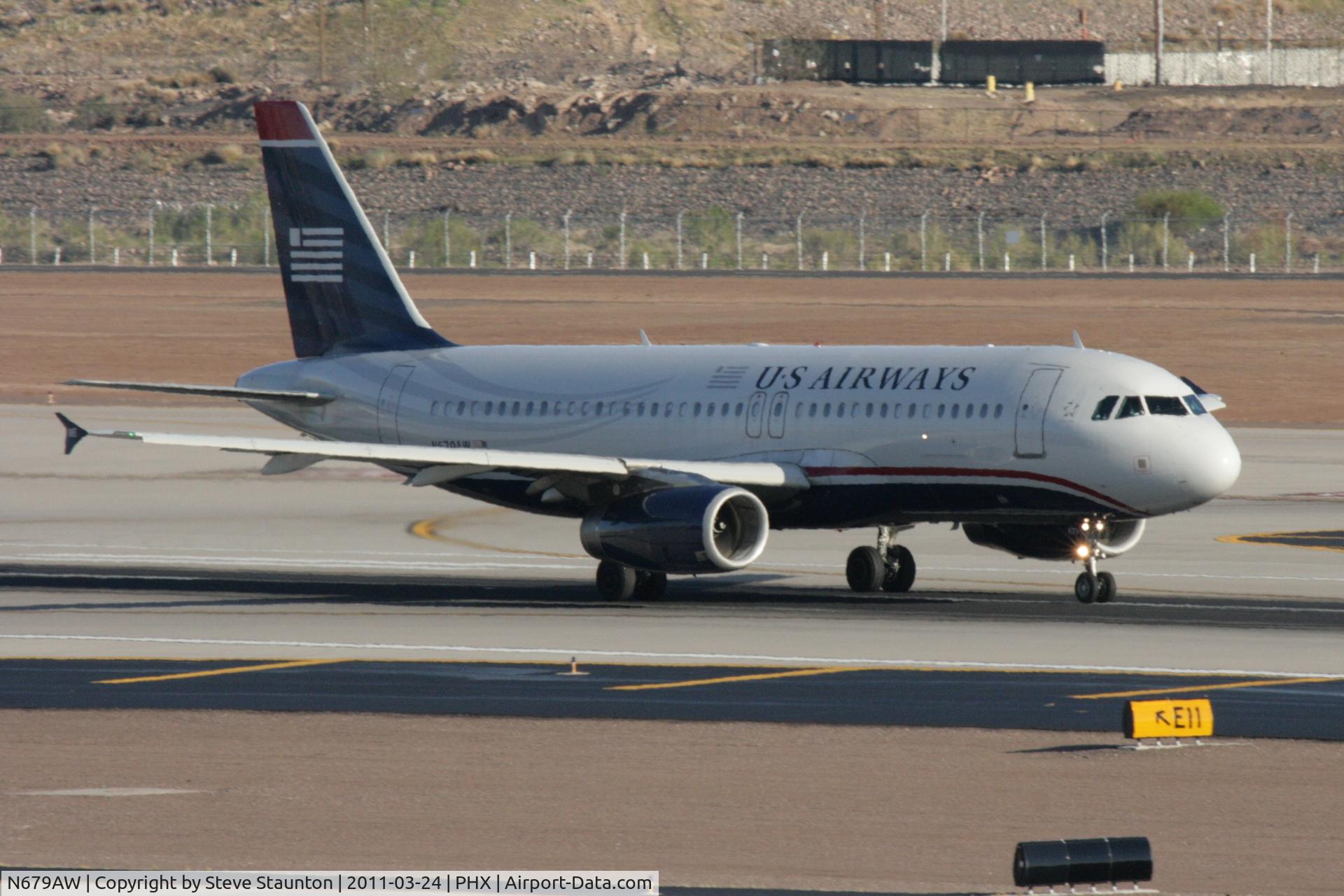 N679AW, 2005 Airbus A320-232 C/N 2613, Taken at Phoenix Sky Harbor Airport, in March 2011 whilst on an Aeroprint Aviation tour