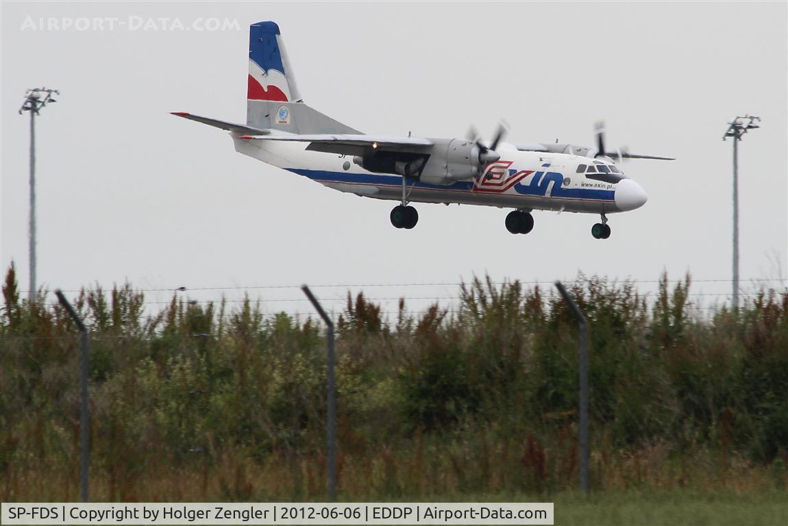 SP-FDS, 1982 Antonov An-26B C/N 12205, This bird always act on me as a hawk in bedroom slippers......