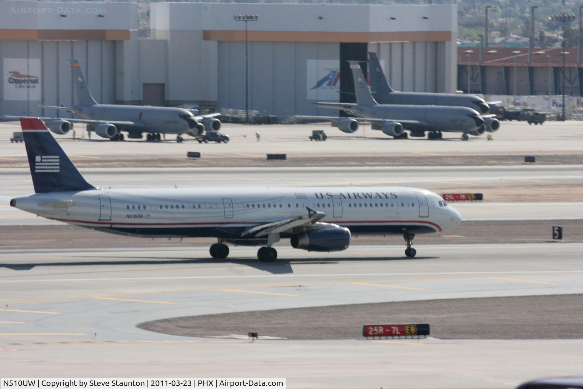 N510UW, 2009 Airbus A321-231 C/N 3858, Taken at Phoenix Sky Harbor Airport, in March 2011 whilst on an Aeroprint Aviation tour