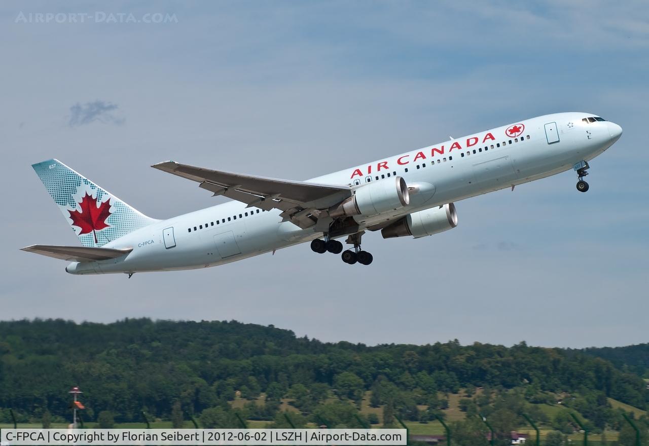 C-FPCA, 1989 Boeing 767-375 C/N 24306, take off rwy 16