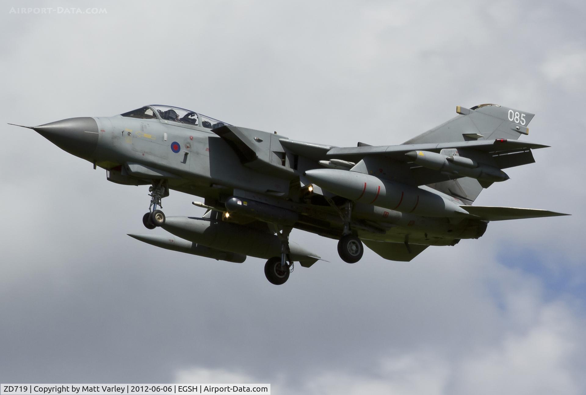 ZD719, 1984 Panavia Tornado GR.4 C/N 348/BS120/3161, Performing an ILS approach at EGSH , sporting Operation Ellamy mission markings on nose.