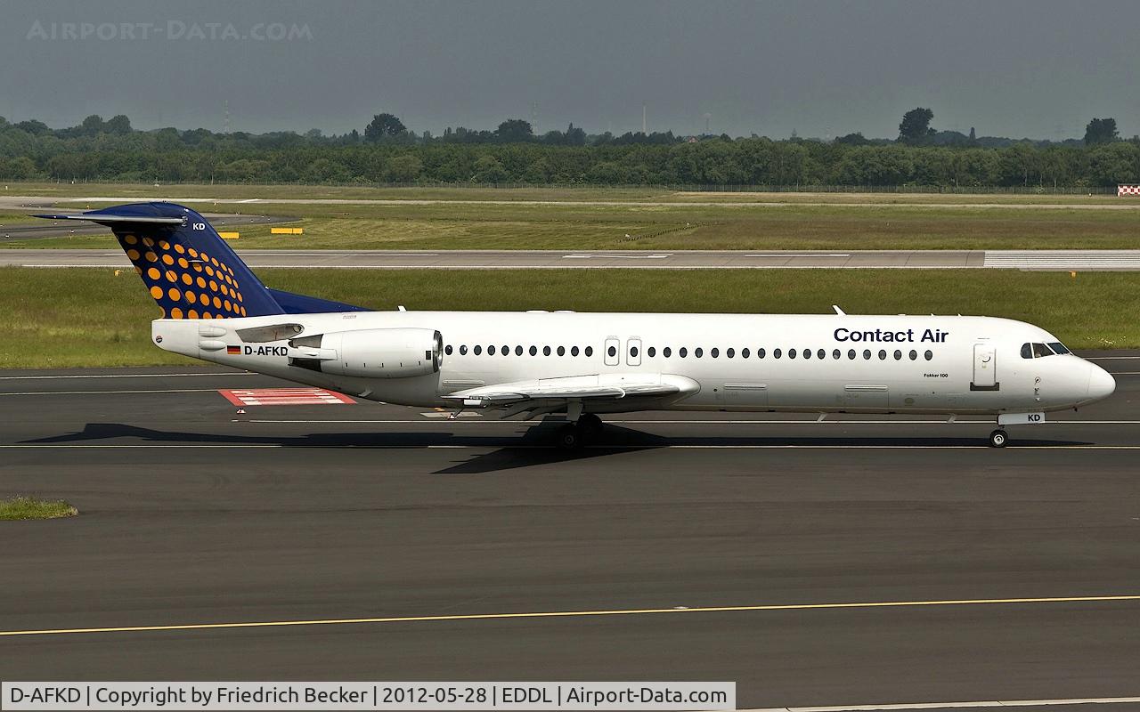 D-AFKD, 1994 Fokker 100 (F-28-0100) C/N 11500, taxying to the active