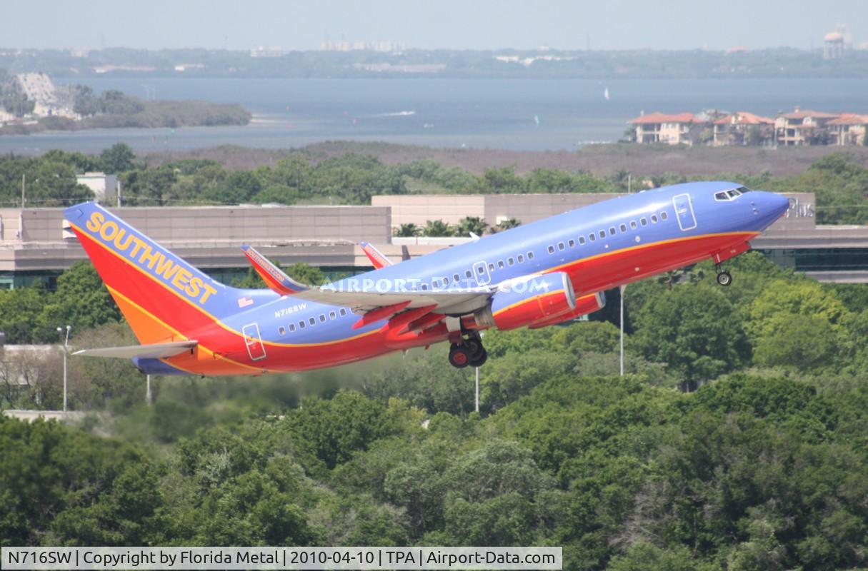 N716SW, 1998 Boeing 737-7H4 C/N 27850, Southwest 737
