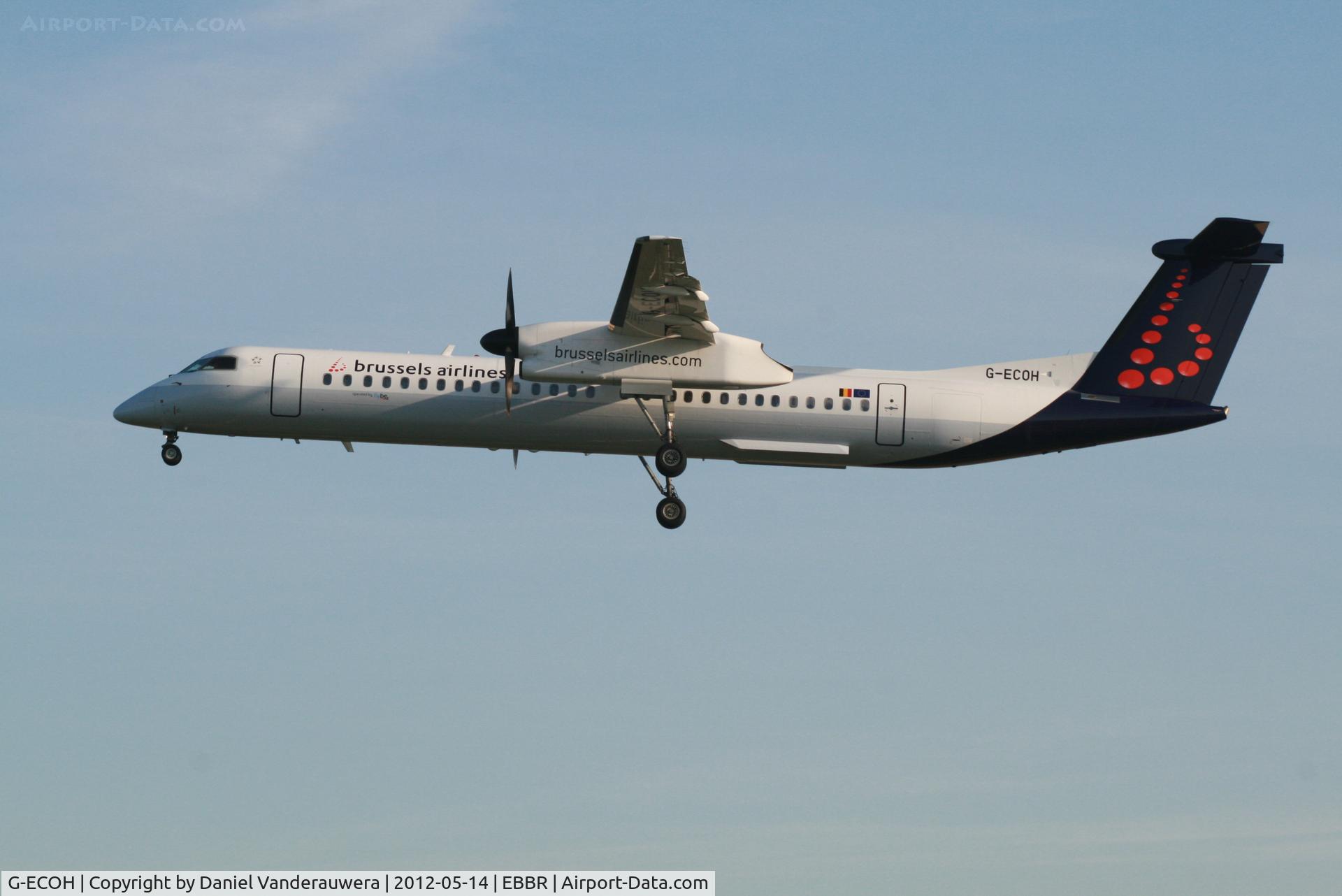 G-ECOH, 2008 De Havilland Canada DHC-8-402Q Dash 8 C/N 4221, Early arrival to RWY 25L