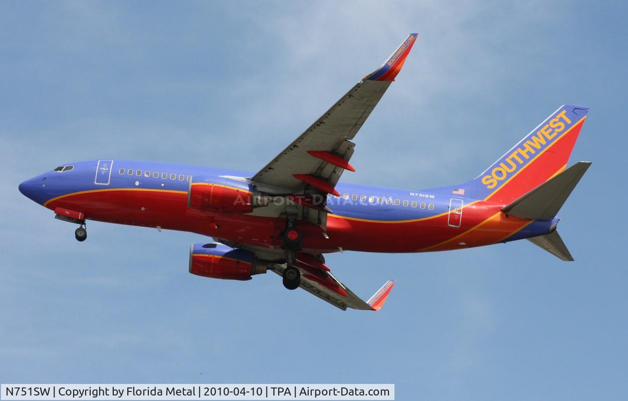 N751SW, 1999 Boeing 737-7H4 C/N 29803, Southwest 737