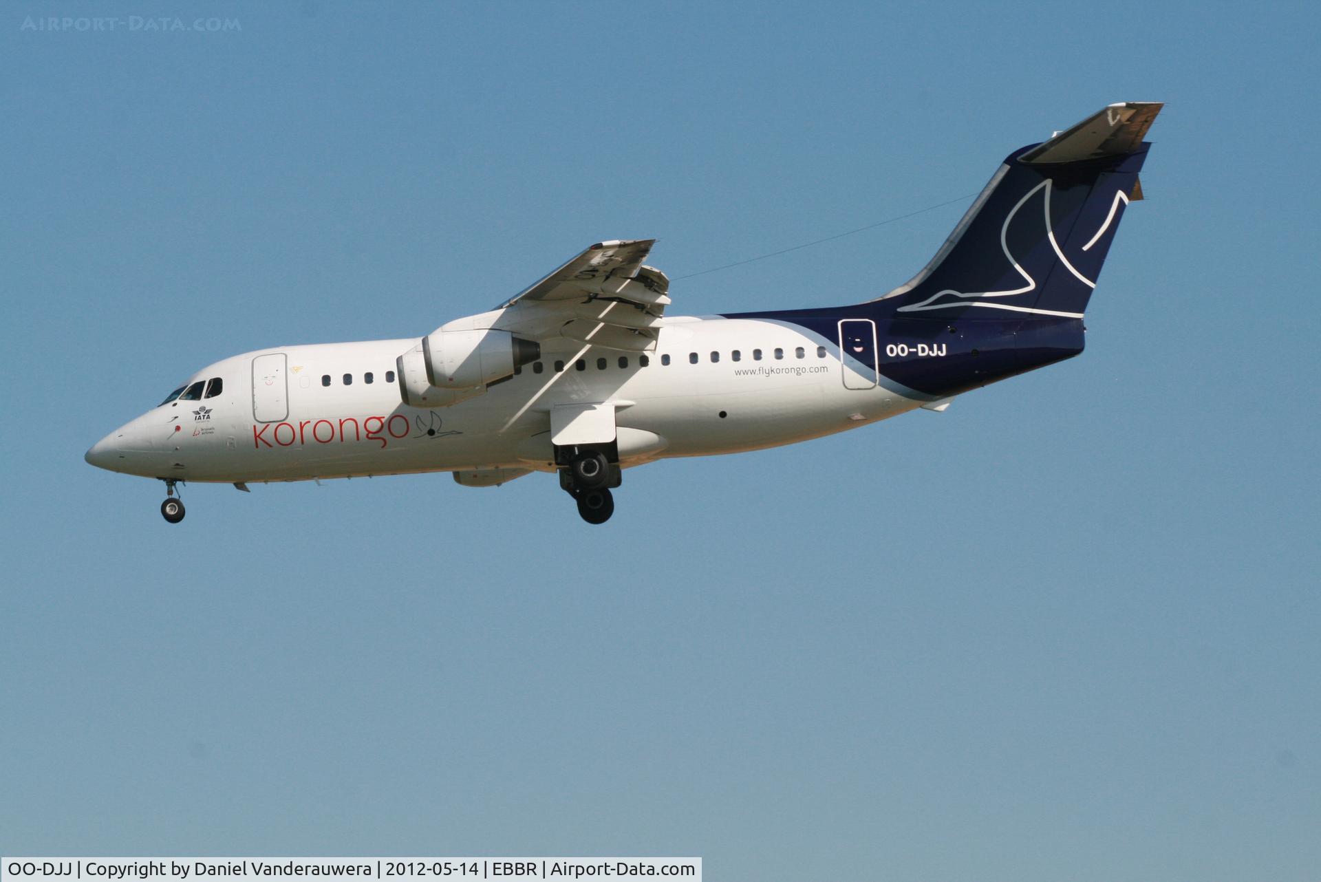 OO-DJJ, 1991 British Aerospace BAe.146-200 C/N E2196, Flight SN2808 is descending to RWY 25L