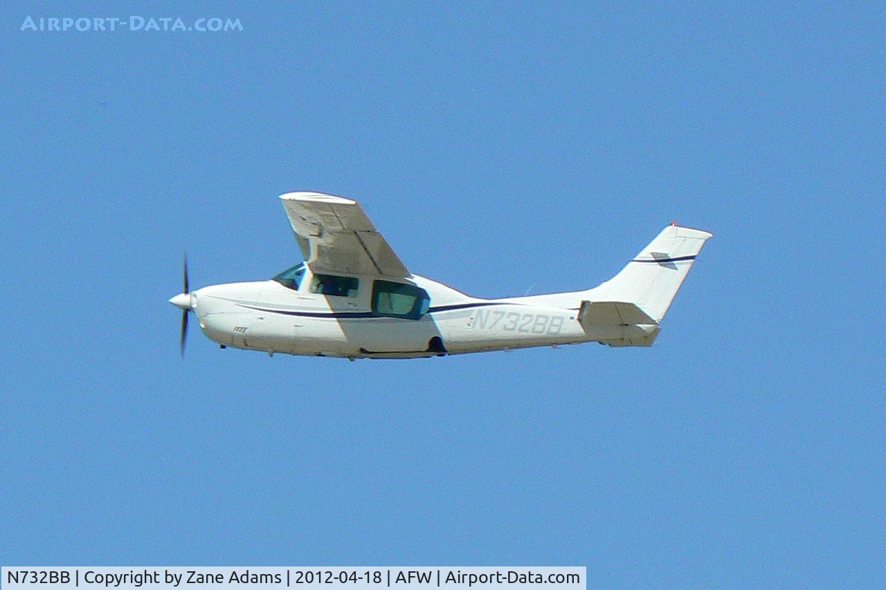 N732BB, Cessna T210L Turbo Centurion C/N 21061377, Departing Alliance Airport - Fort Worth, TX