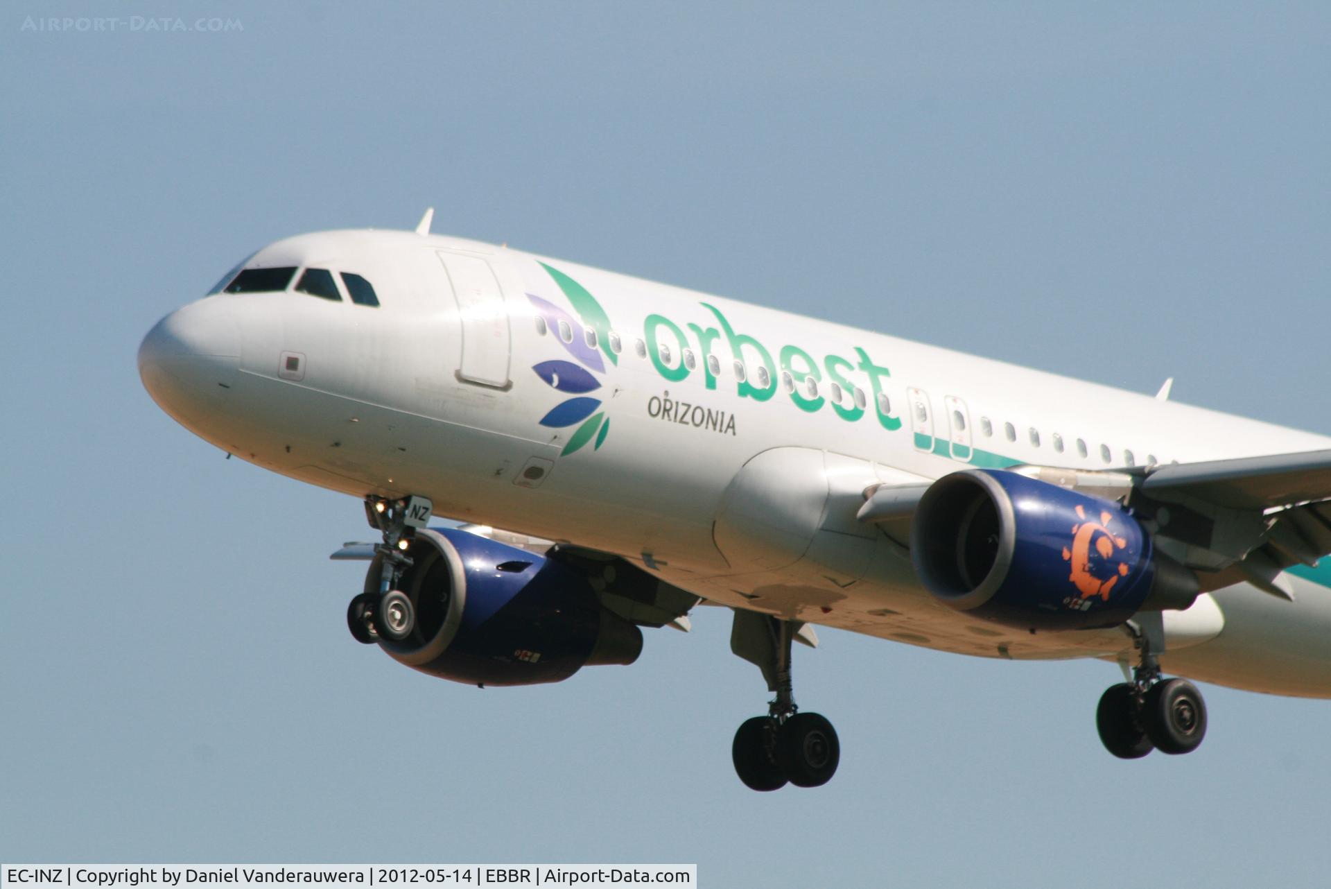 EC-INZ, 2003 Airbus A320-214 C/N 2011, Arrival to RWY 25L