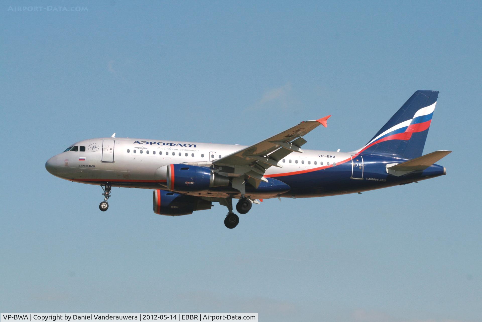 VP-BWA, 2003 Airbus A319-111 C/N 2052, Arrival of flight SU2560 to RWY 25L