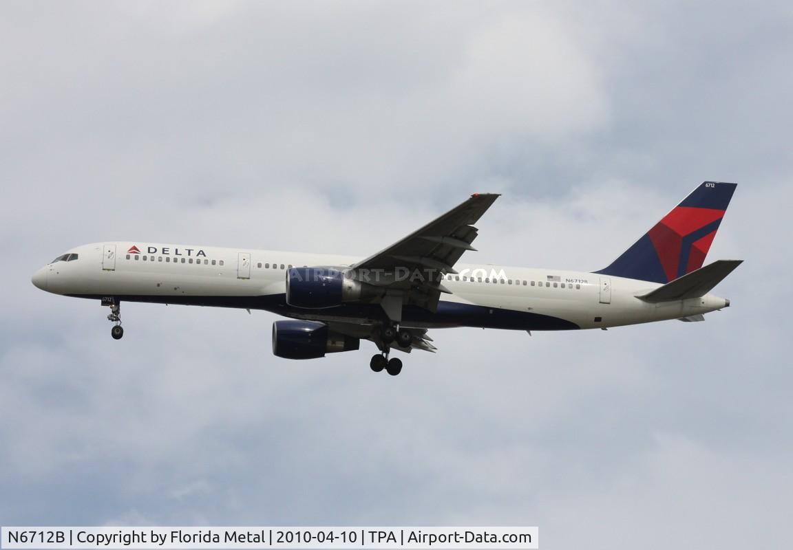 N6712B, 2000 Boeing 757-232 C/N 30484, Delta 757