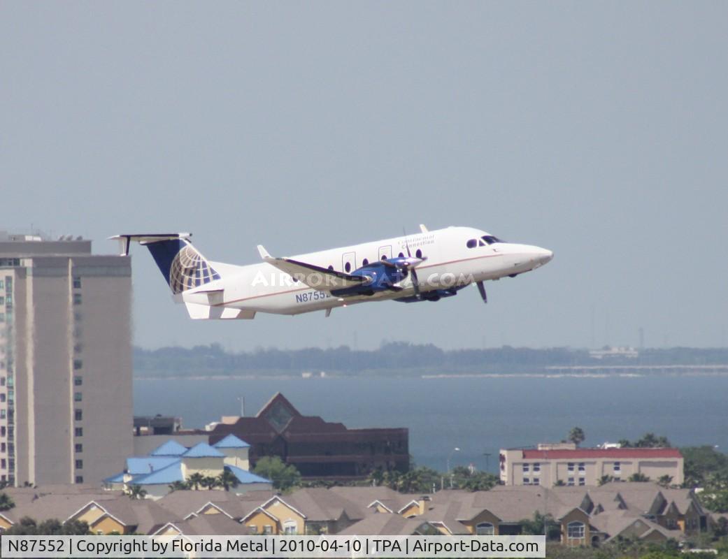 N87552, 1996 Raytheon Aircraft Company 1900D C/N UE-216, Continental Connection B1900D
