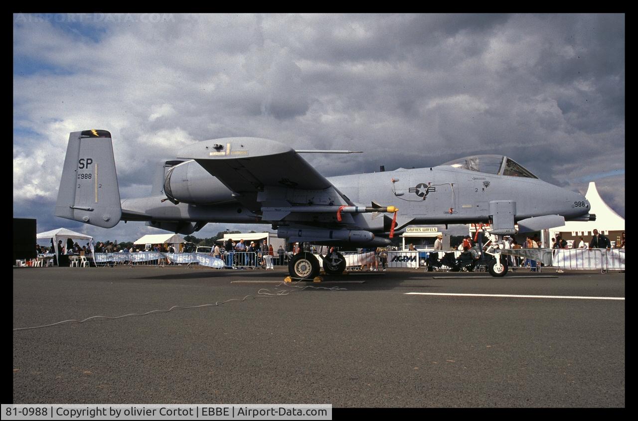 81-0988, 1981 Fairchild Republic A-10A Thunderbolt II C/N A10-0683, Beauvechain airshow 2002