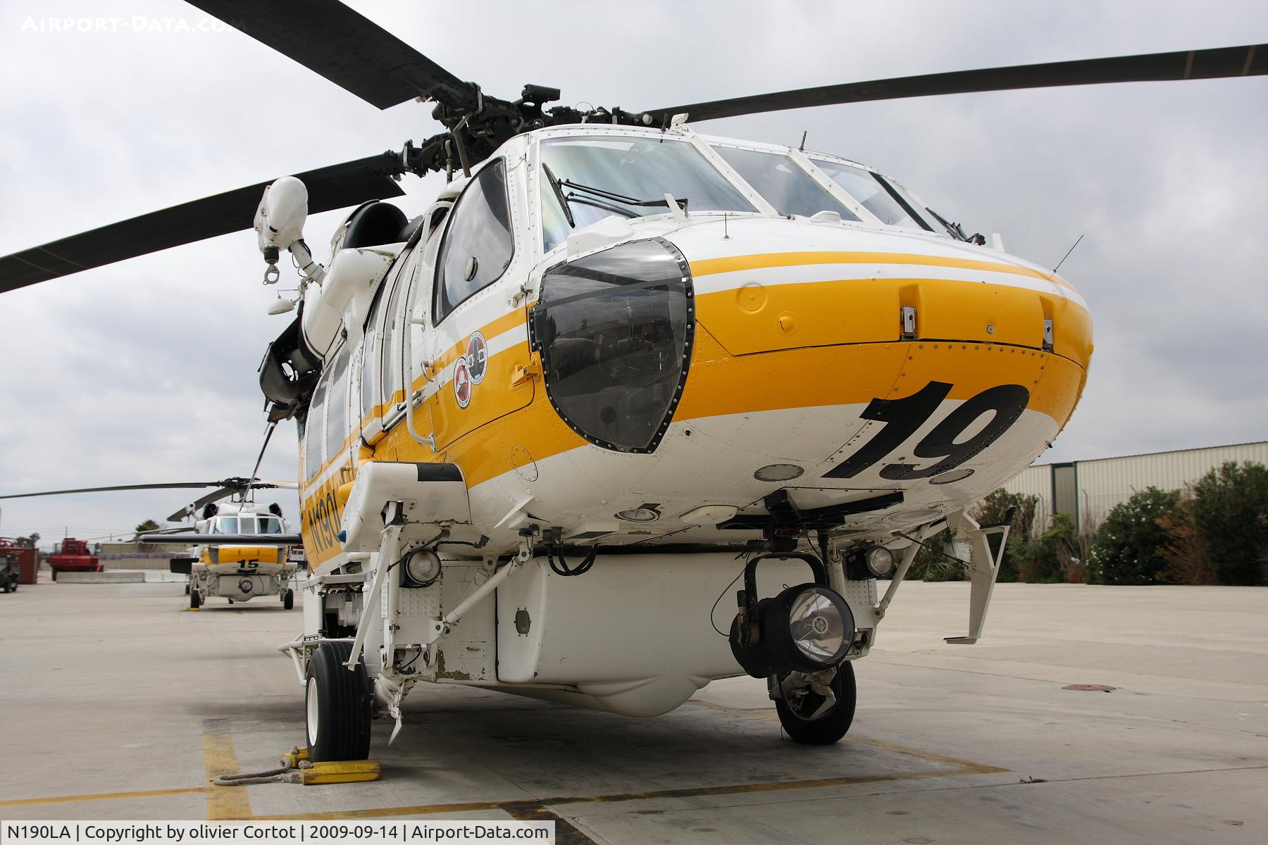 N190LA, Sikorsky S-70A Firehawk C/N 702479, fire fighter S-70