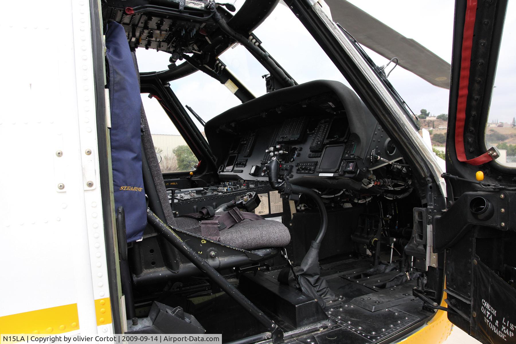 N15LA, 2004 Sikorsky S-70A Firehawk C/N 702846, taking a look at the cockpit...