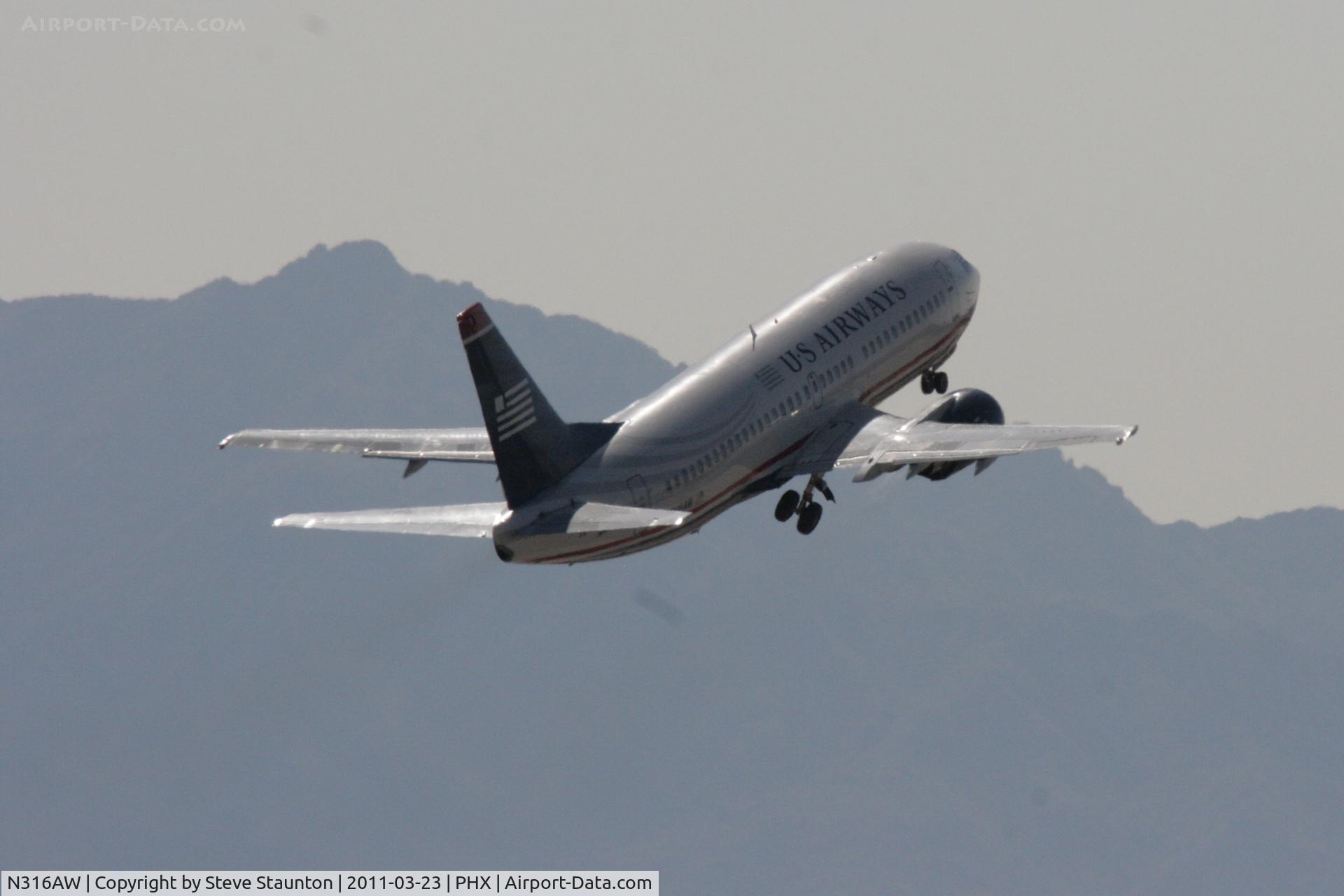 N316AW, 1987 Boeing 737-3S3 C/N 23713, Taken at Phoenix Sky Harbor Airport, in March 2011 whilst on an Aeroprint Aviation tour