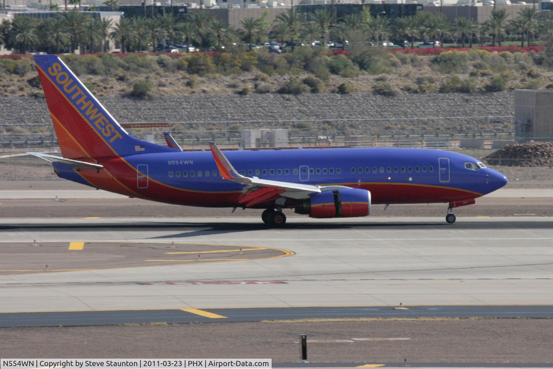 N554WN, 2002 Boeing 737-7BX C/N 30746, Taken at Phoenix Sky Harbor Airport, in March 2011 whilst on an Aeroprint Aviation tour