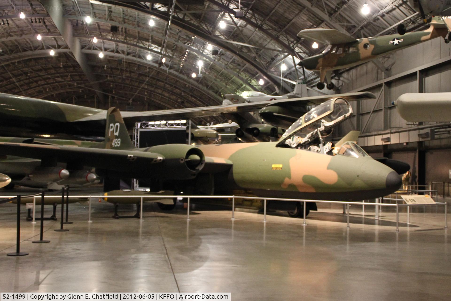 52-1499, 1952 Martin EB-57B Canberra C/N 082, New paint job for Vietnam display