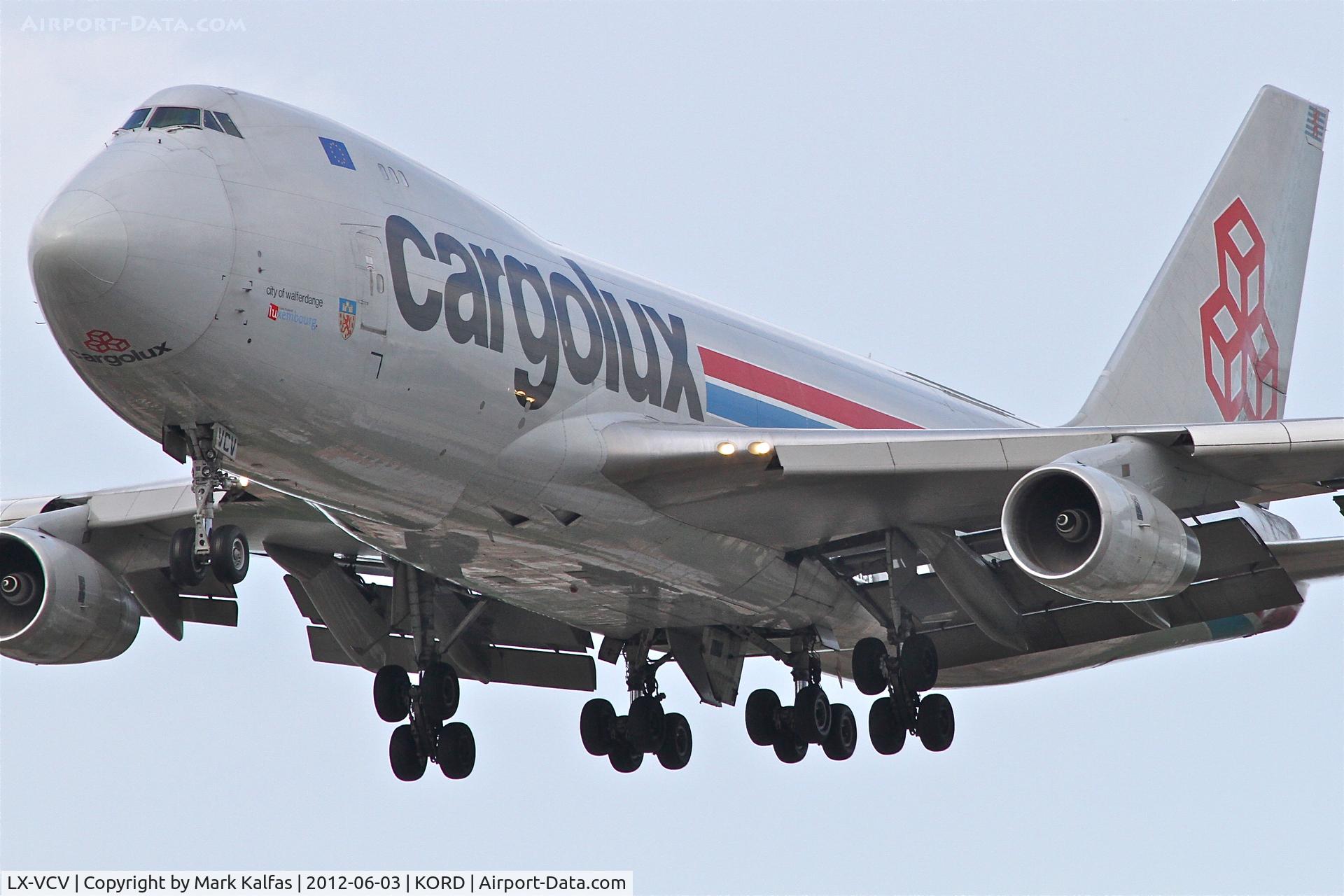 LX-VCV, 2005 Boeing 747-4R7F/SCD C/N 34235, Cargolux Boeing 747-4R7F, CLX451 arriving from Anchorage Int'l /PANC, RWY 28 approach KORD.
