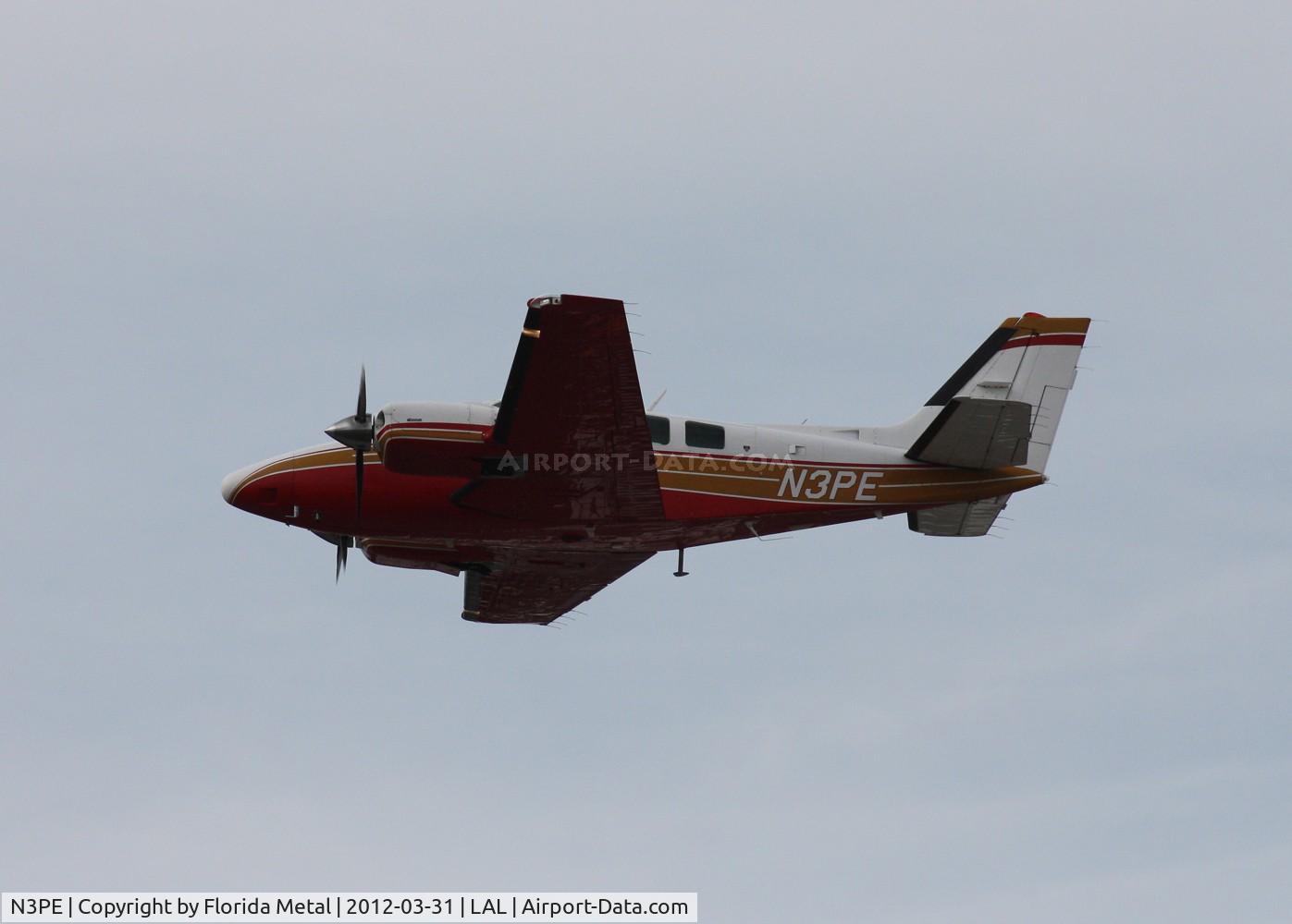 N3PE, 1977 Beech 58 Baron C/N TH-820, Beech 58 Baron