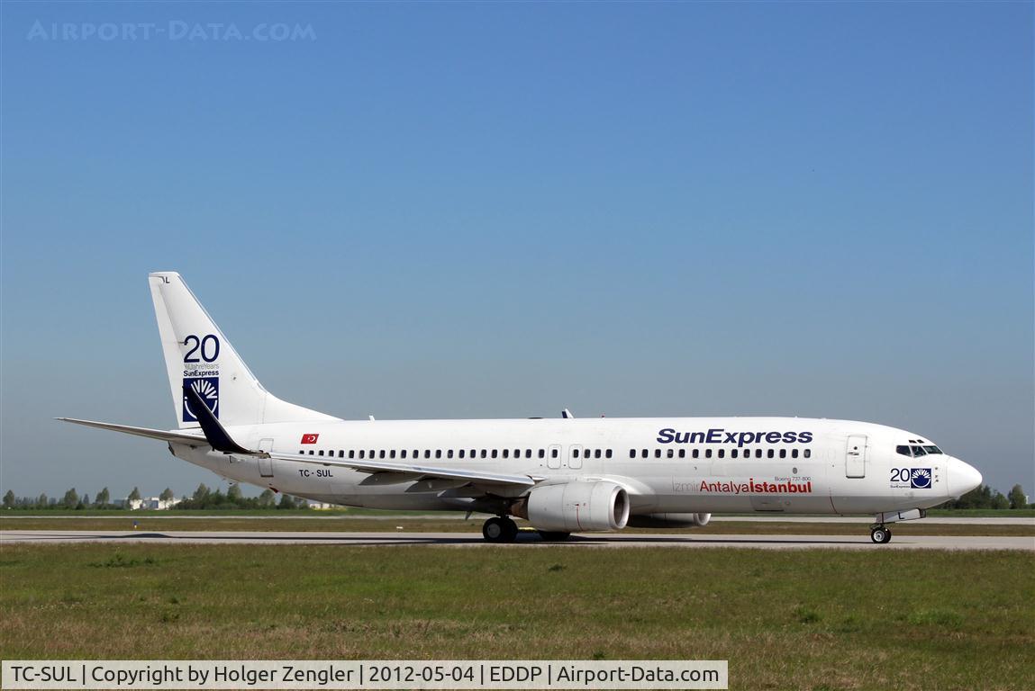 TC-SUL, 1998 Boeing 737-85F C/N 28822, Lining up on taxiway A 8.....