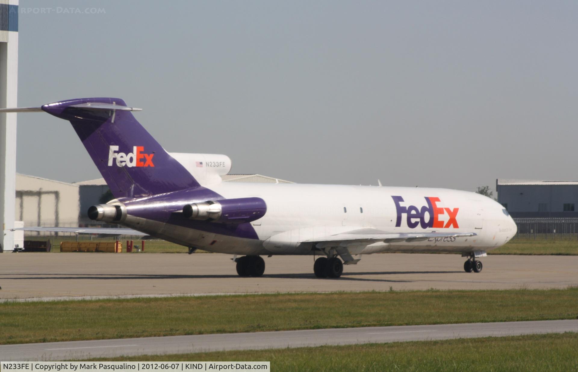 N233FE, 1977 Boeing 727-247F C/N 21327, Boeing 727-200