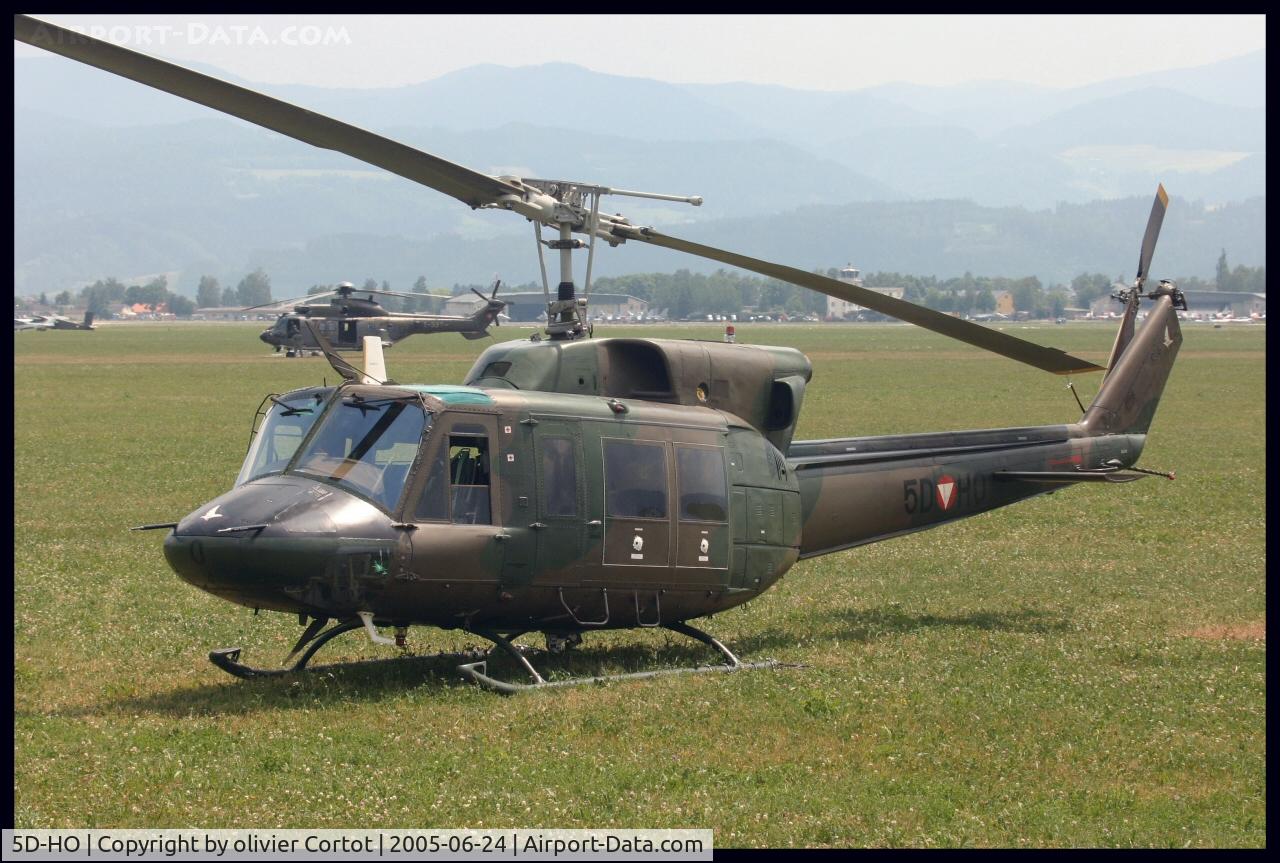 5D-HO, Agusta AB-212 C/N 5611, Air power 2005