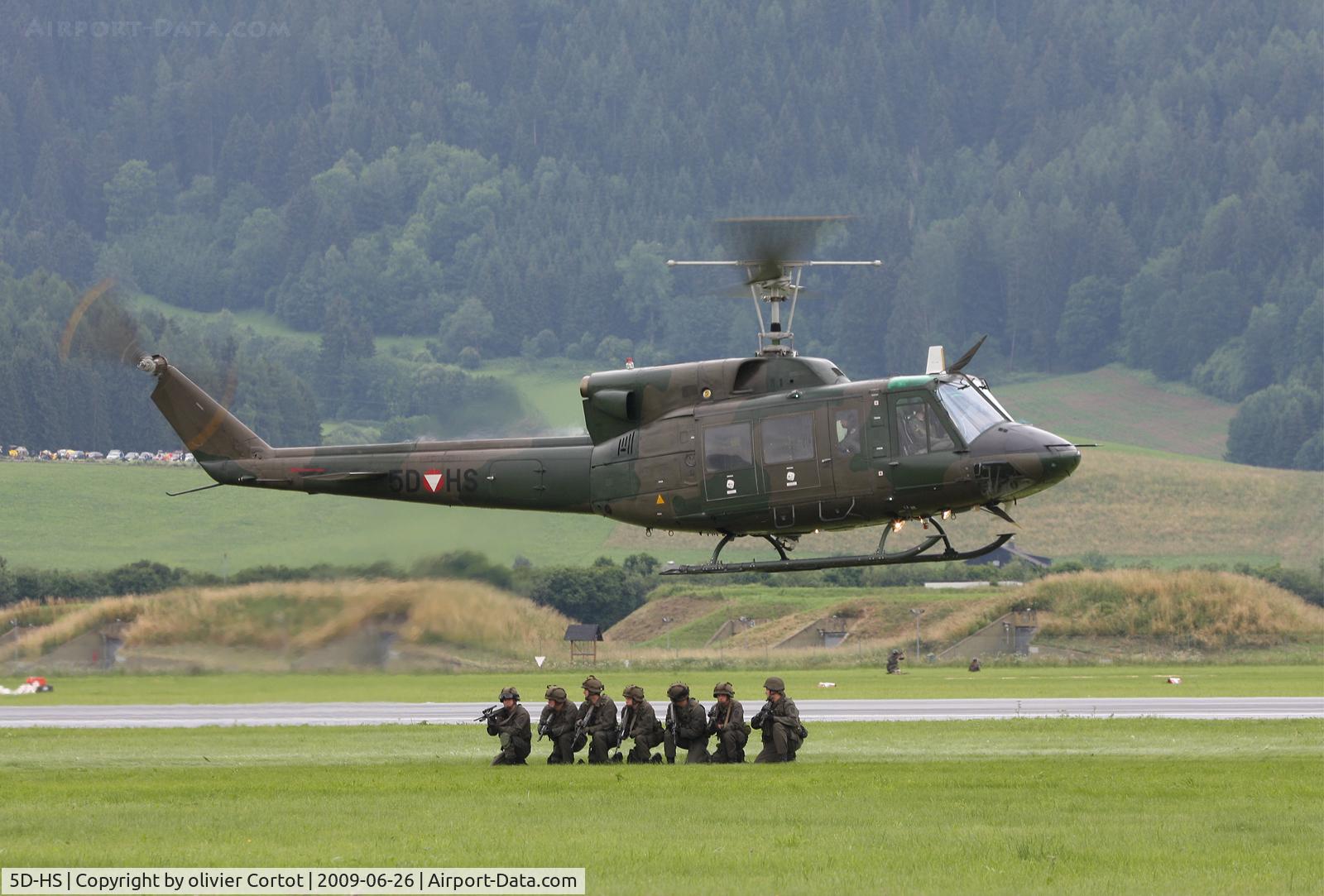 5D-HS, Agusta AB-212 C/N 5615, Air power 2009