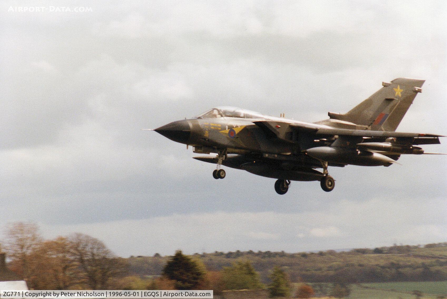 ZG771, 1991 Panavia Tornado GR.1 C/N 893/BT056/3440, Tornado GR.1 of 31 Squadron at RAF Bruggen on final approach to Runway 05 at RAF Lossiemouth in May 1996.