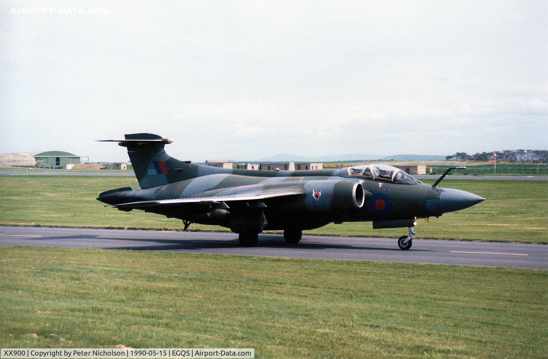 XX900, 1976 Hawker Siddeley Buccaneer S.2B C/N B3-05-75, Buccaneer S.2B of 12 Squadron taxying to Runway 05 at RAF Lossiemouth in May 1990.