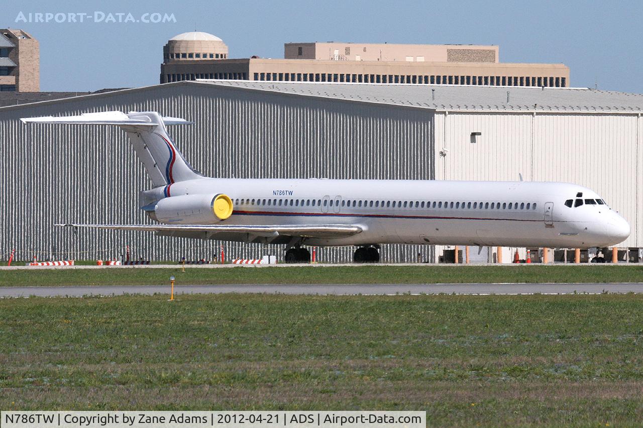 N786TW, 1992 McDonnell Douglas MD-83 (DC-9-83) C/N 53123, At Addison Airport - Dallas, TX