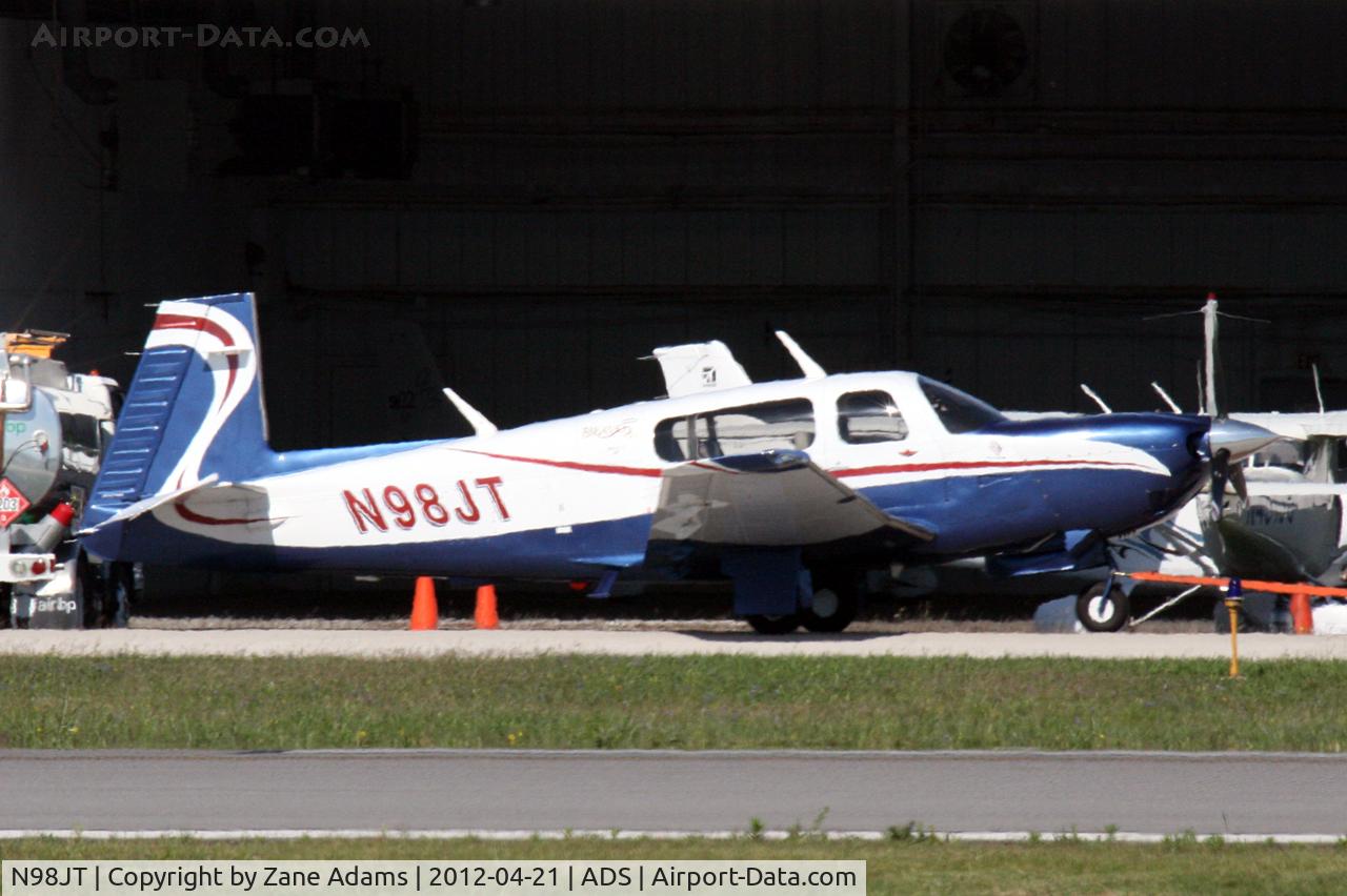 N98JT, 2005 Mooney M20M Bravo C/N 27-0335, At Addison Airport - Dallas, TX