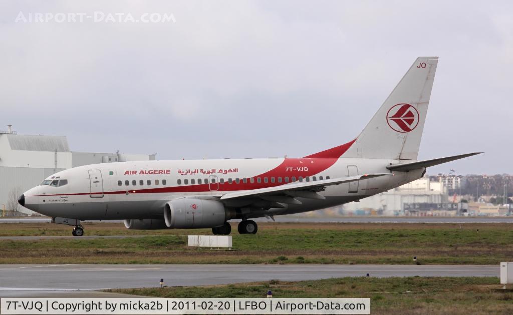 7T-VJQ, 2002 Boeing 737-6D6 C/N 30209, Taxiing
