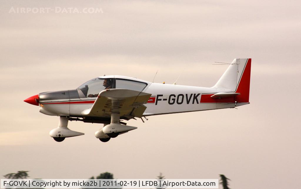 F-GOVK, 1996 Robin HR-200-120B C/N 303, Landing