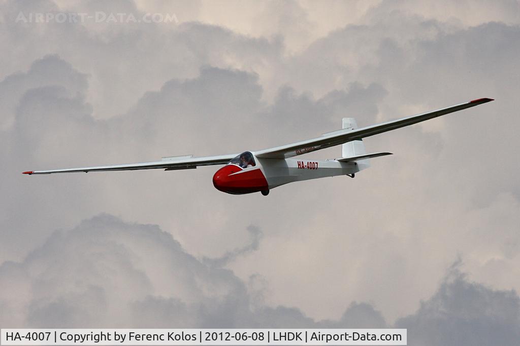 HA-4007, Schleicher K-8B C/N 8569, Dunakeszi