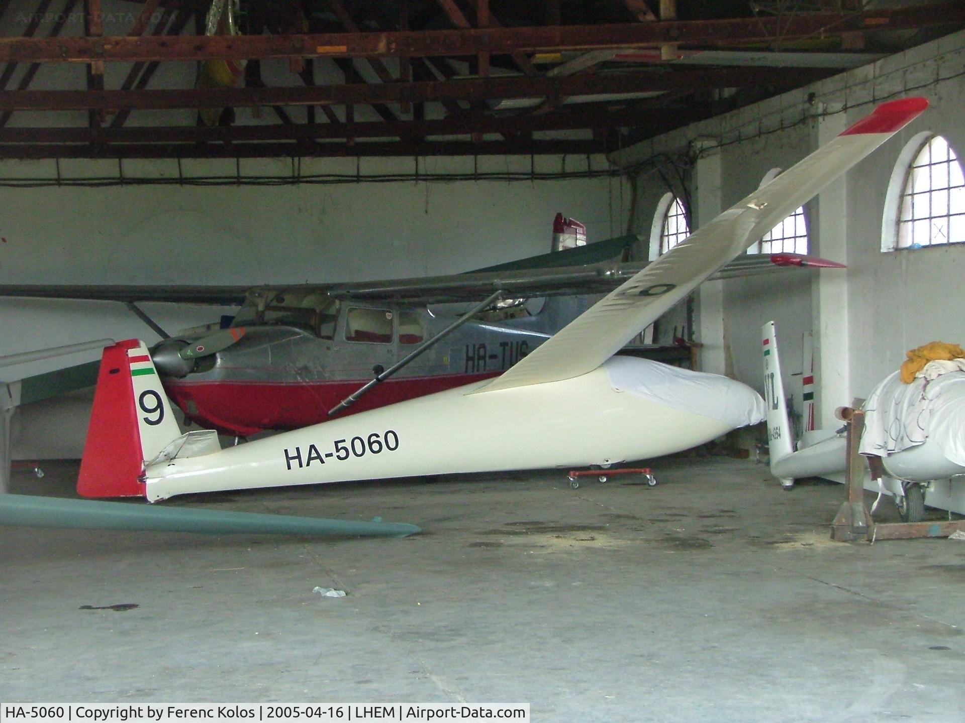 HA-5060, 1965 Schleicher Ka-6CR Rhonsegler C/N 6384, Esztergom