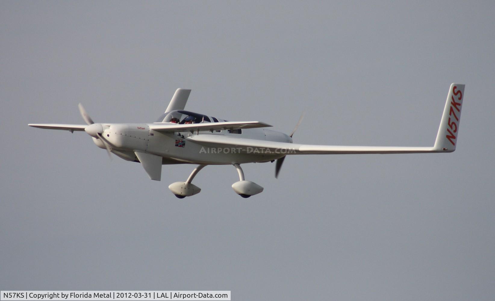 N57KS, 2005 Rutan Defiant C/N 86, Defiant