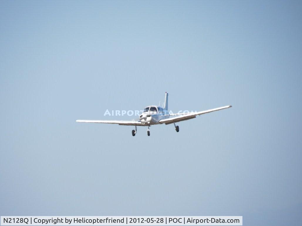 N2128Q, 1979 Piper PA-28-161 Cherokee Warrior II C/N 28-7916281, On final for 26L