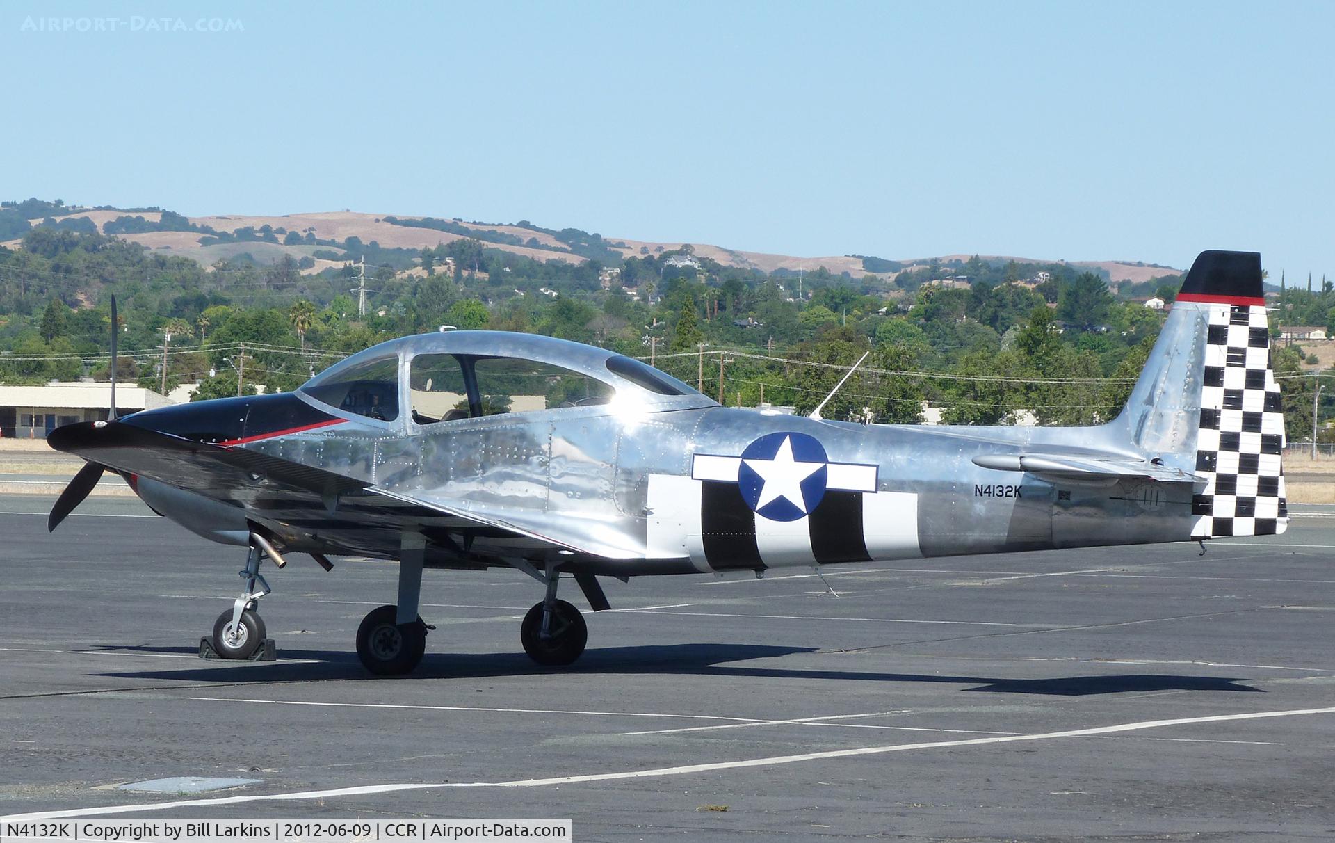 N4132K, Ryan Navion C/N NAV-4-1132, Visitor